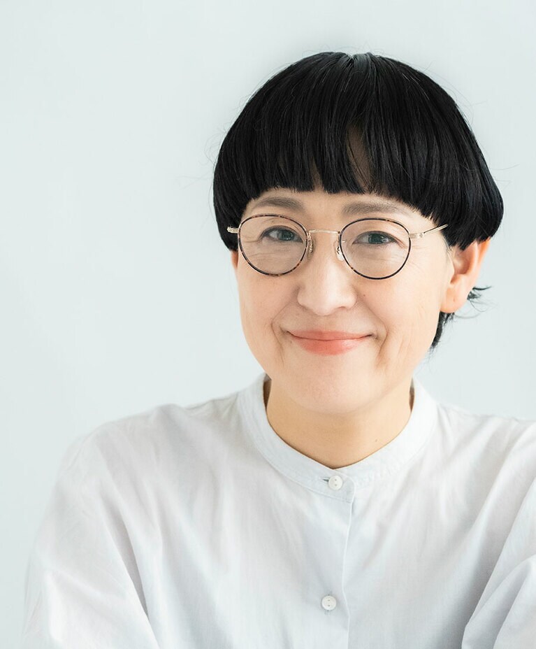 ヘア＆メイクアップアーティスト、藤岡ちせさん。