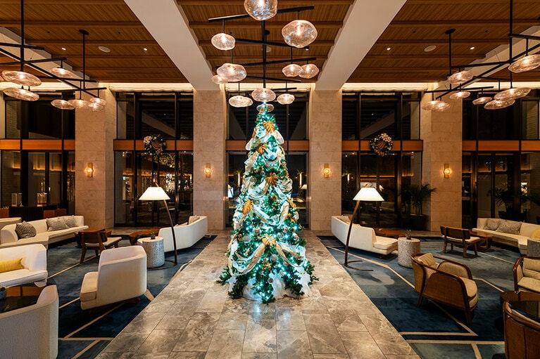 「ビーチフロントウイング」のクリスマスツリー。