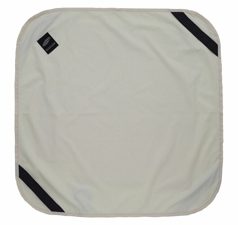 フロシキ ゼロワン 3,740円／KEEN(キーン)