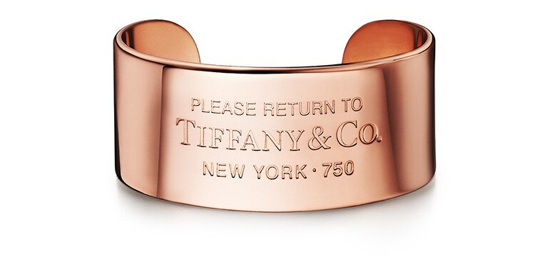 ワイド カフ(18KRG) 内周6.25インチ(約16㎝) 1,960,000円。