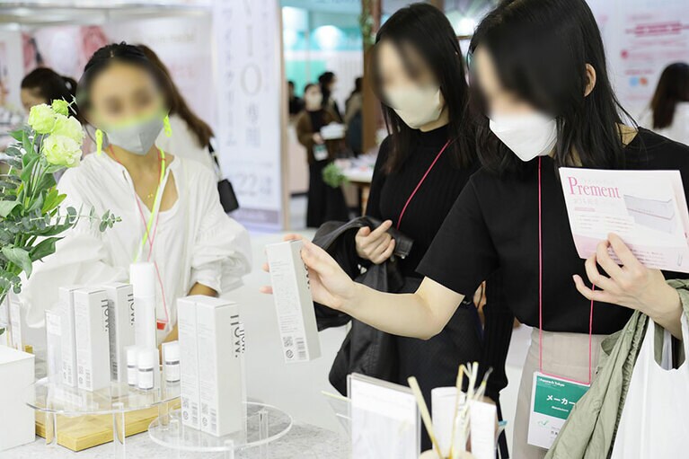 ビジネスデーと一般デーに分けての開催となる。