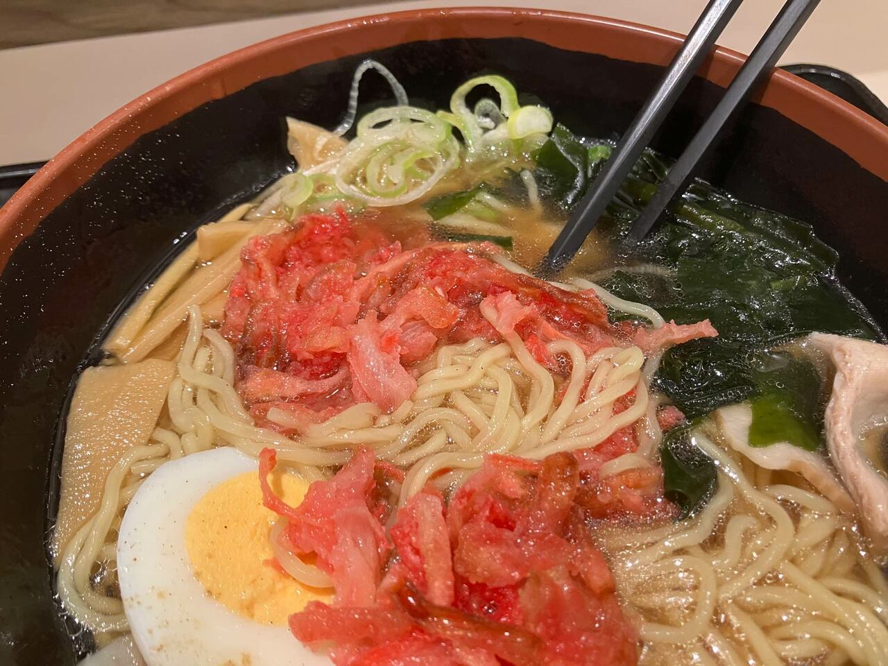 生姜のつゆがにじみ出る