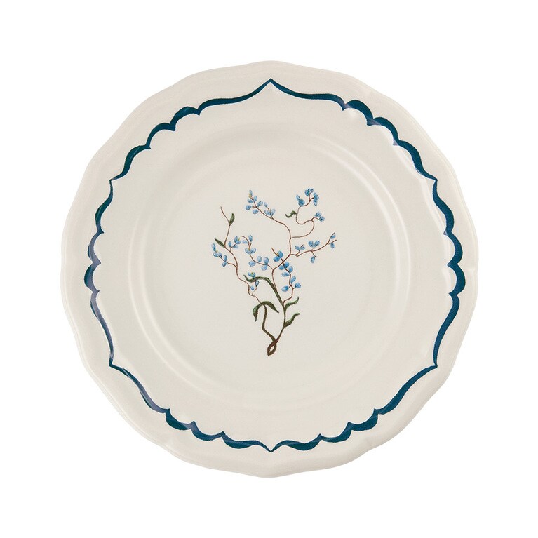 Side plate Blue 19cm 11,000円。