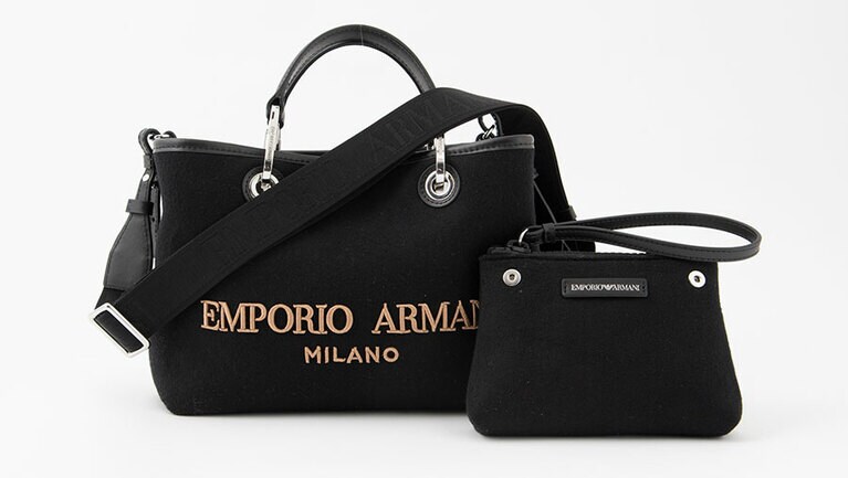 フェルト素材 W26xH20xD10㎝。