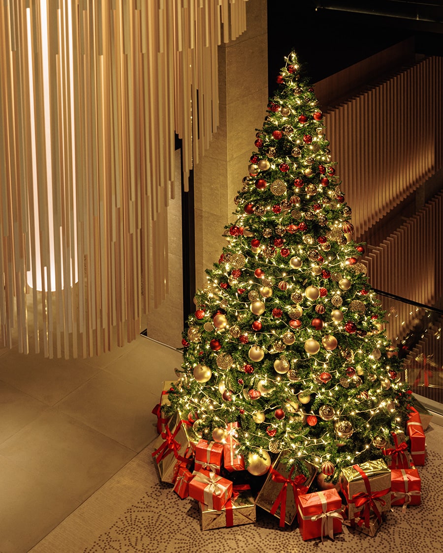 ホテルB1のクリスマスツリー。