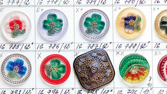 チェコのりんごの木の町へガラスボタンを作りに行こう チェコのりんごの木の町へガラスボタンを作りに行こう