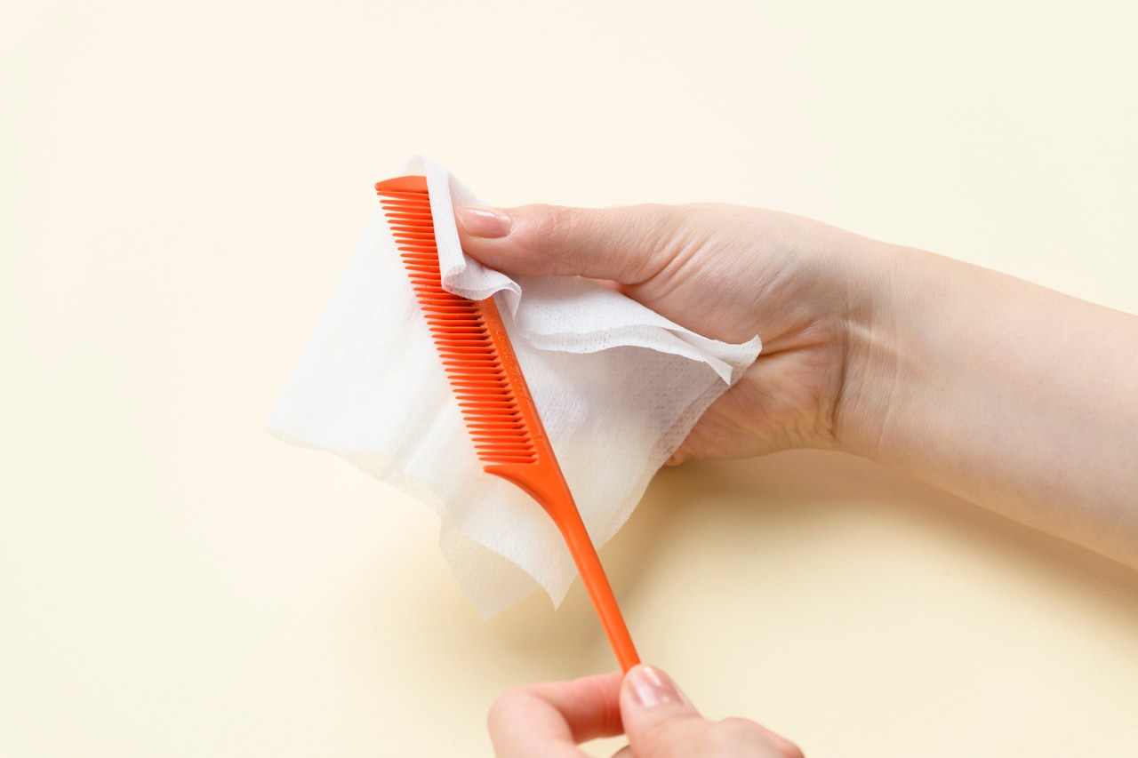 普段はウェットティッシュで拭くだけでOK。