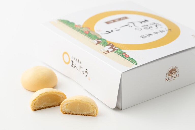 小岩井農場 牧場のまんじゅう 1,566円（8個入り）。