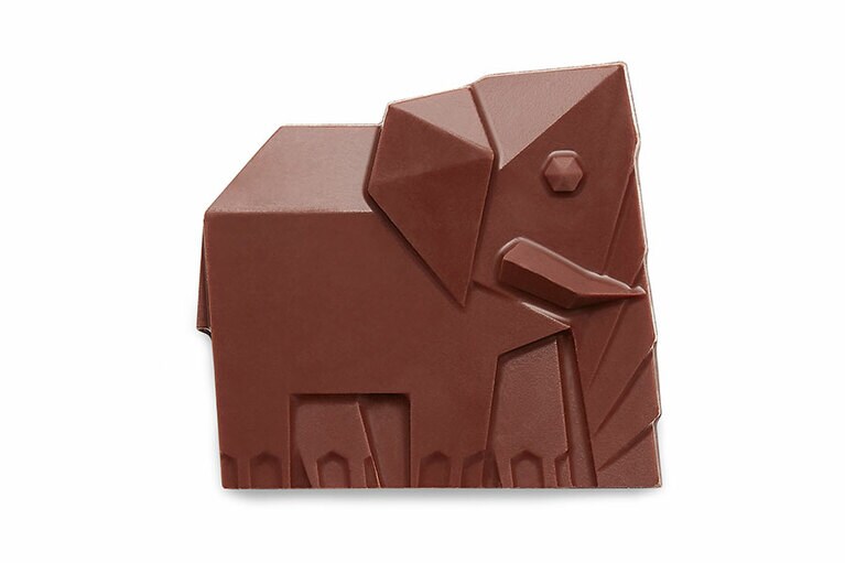 「エレファントー」25g 972円。11月18日(金)～12月25日(日)限定販売。©AtelierMai98