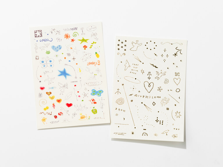 オプナー“タトゥーシール”／右 2,500円、左 2,700円。