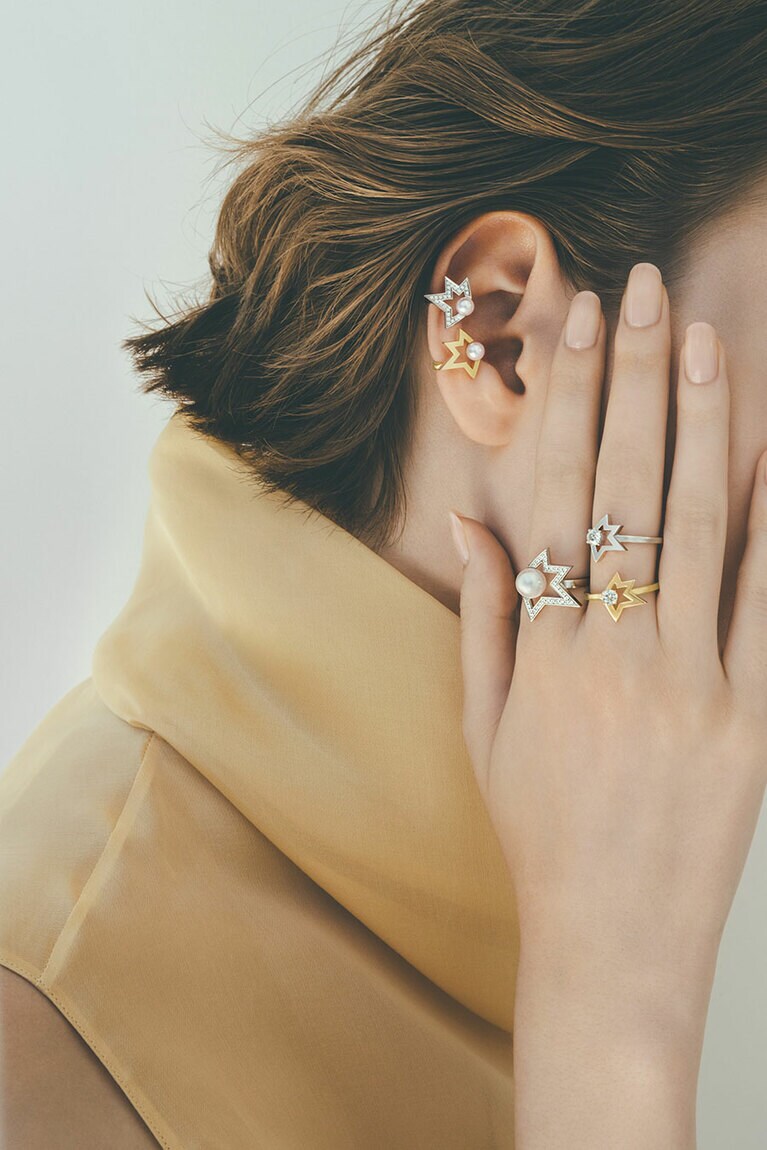 【TASAKI】イヤーカフ上 264,000円、下 143,000円 リング人差し指 506,000円、中指上 407,000円、中指下 396,000円