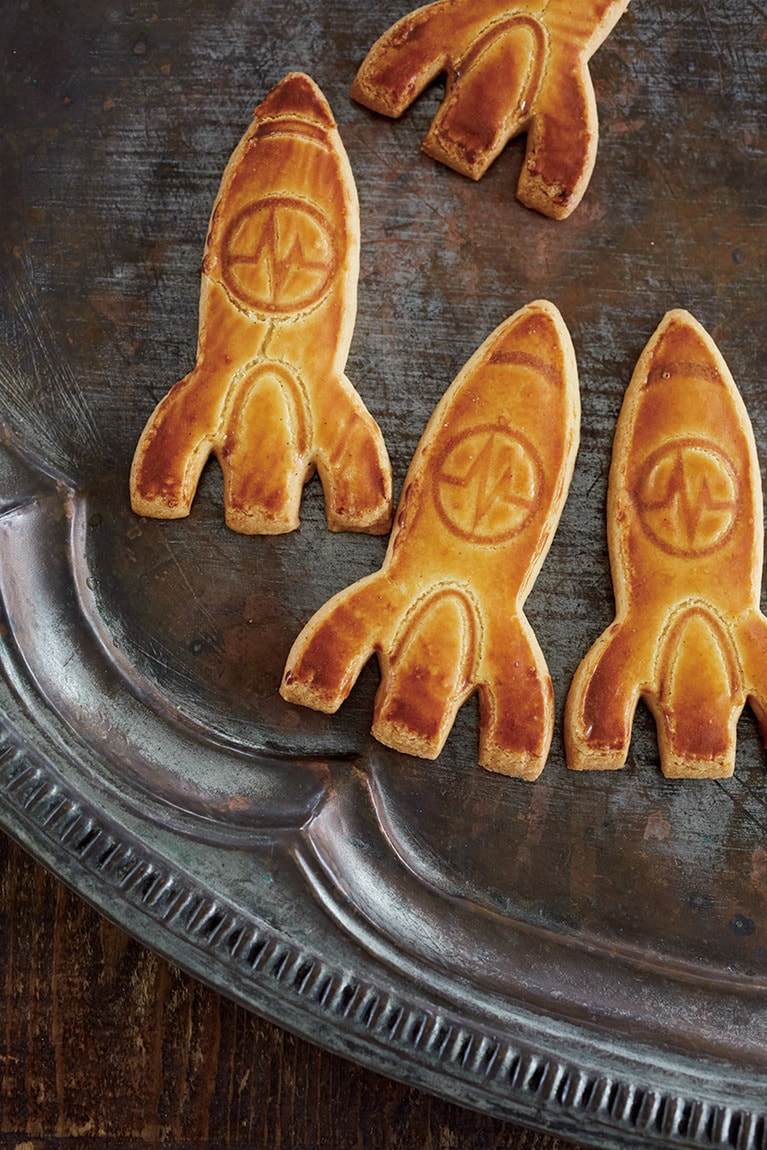 ミシャラク表参道の「ロケットサブレ」Baked by Christophe Michalak。1個 180円。