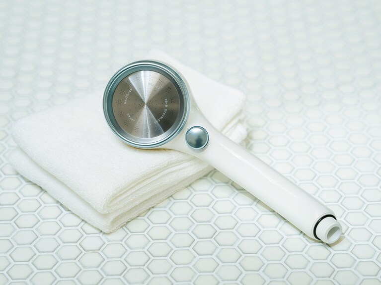 ファインバブルレイニーストップ 9,800円/SANEI