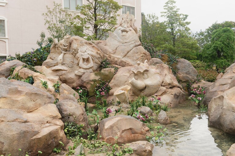 ポット夫人やコグスワースなどお城の住人にも注目