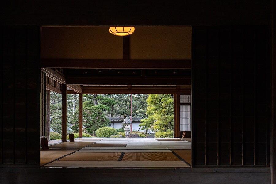 明治29年(1896)に建てられた出雲屋敷。