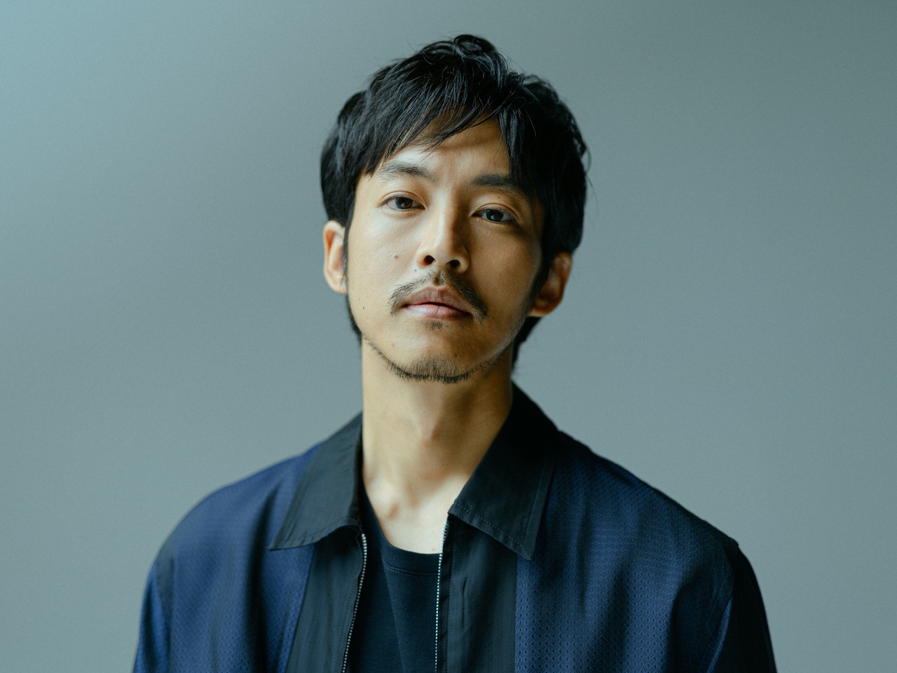 松坂桃李さん。