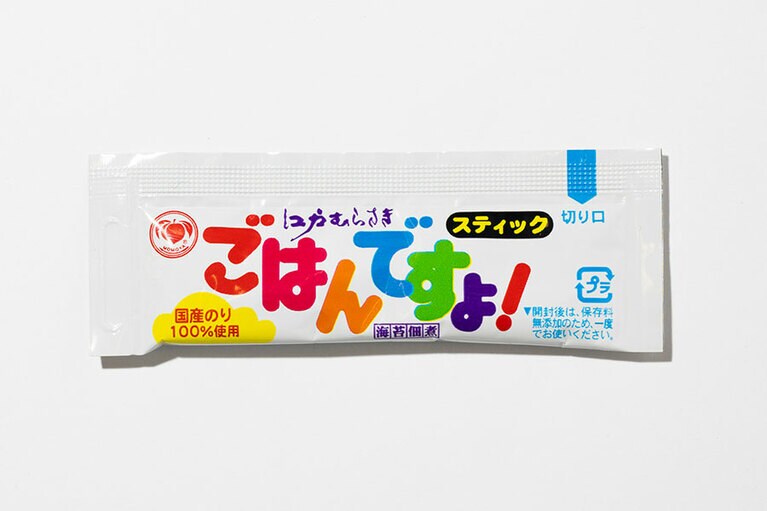 江戸むらさき ごはんですよ！スティック(8g×8ケ) 386円／桃屋