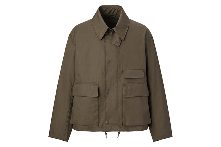 ユーティリティショートブルゾン 56 OLIVE 9,990円。