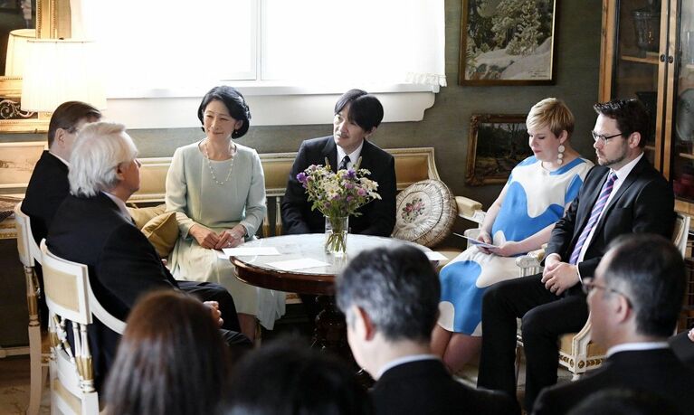 日本・フィンランド外交関係樹立100周年の記念コンサートを鑑賞された秋篠宮ご夫妻　©時事通信社