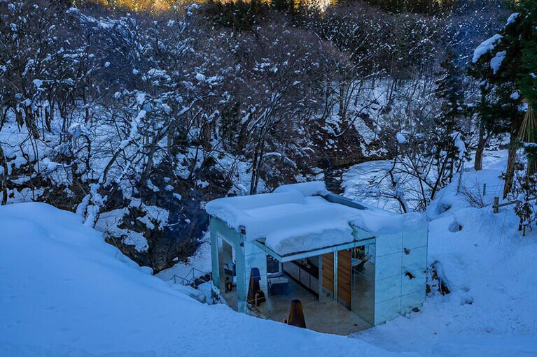 宿泊者限定のプライベートサウナ「3u7 Mt.1977」。