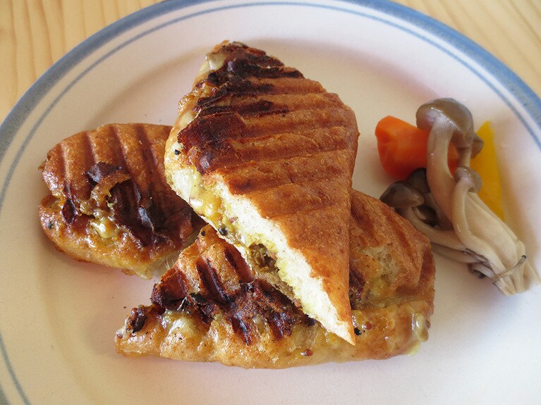 「スパイシーパニーニ」600円。