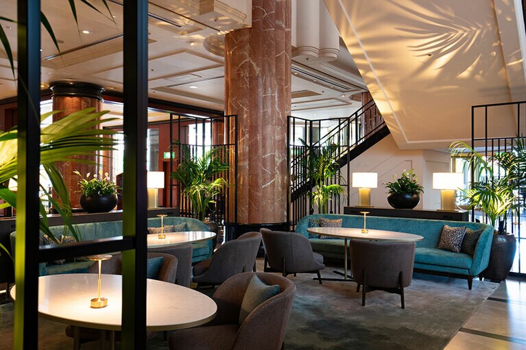 ザ・ラウンジ。