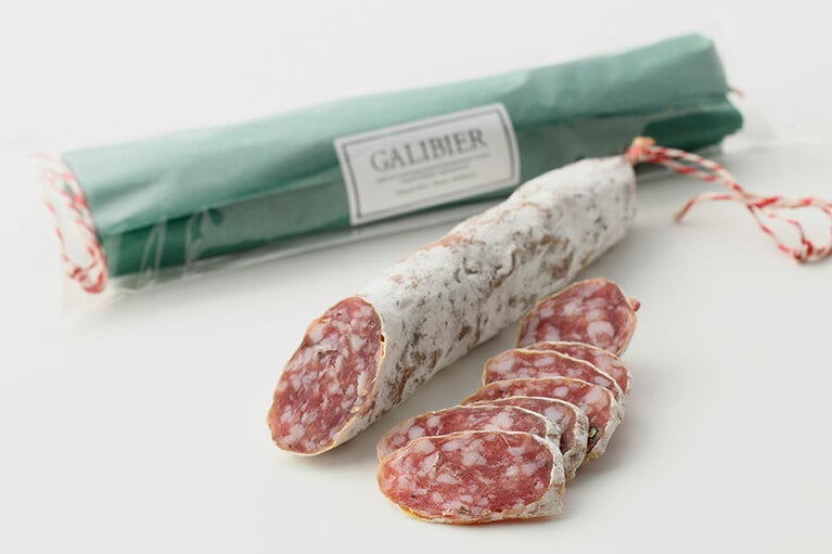 シャルキュトリー ガリビエ「ソシソン セック」1本100g前後 1,300円～／石川県