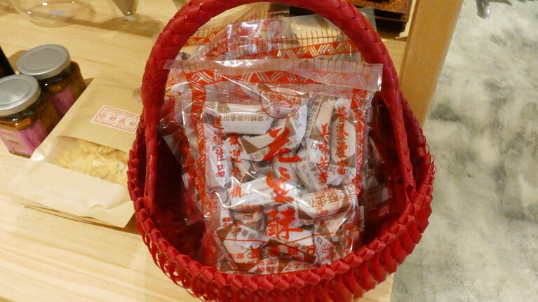 素朴な風味がたまらず、食べ始めると止まらなくなってしまいます。