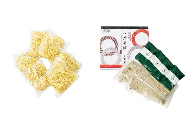 中華麺 1玉130g 100円(税込)／邦栄堂製麺、半生へぎそば 4人前 そば110g×4袋、めんつゆ付き 2,050円(税込)／小嶋屋