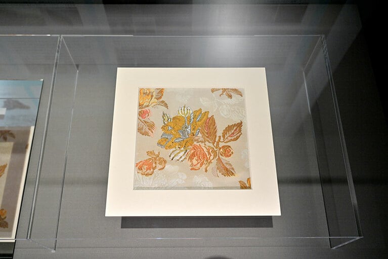 「受け継がれし明治のドレス」展
