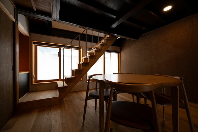 1棟貸しの舟屋にはリビングも完備。