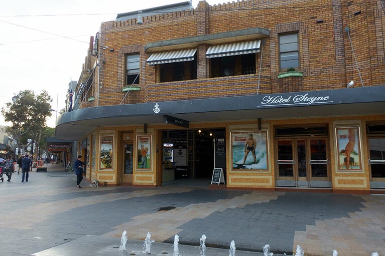 改装を繰り返しているので、居住性の高さをきちんと確保したステイン・ホテル。