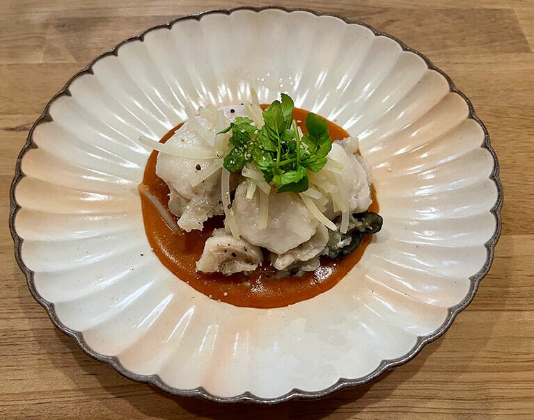 旬の素材を味を引き出すメイン。