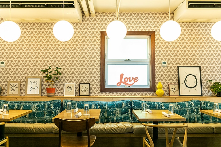 ザ サーフジャックホテル内にあり、現地のヘルシーグルメをけん引する店。