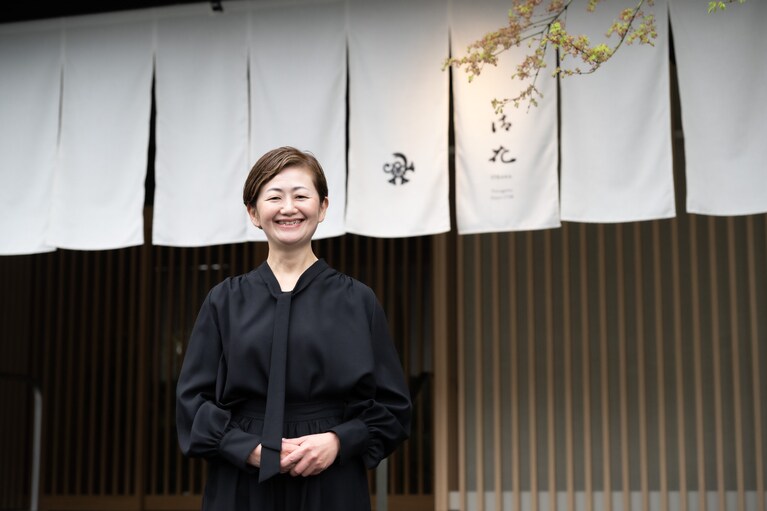 「文化財を遊び倒す」存分にこのお屋敷で楽しんでほしいと話す、立花さん。