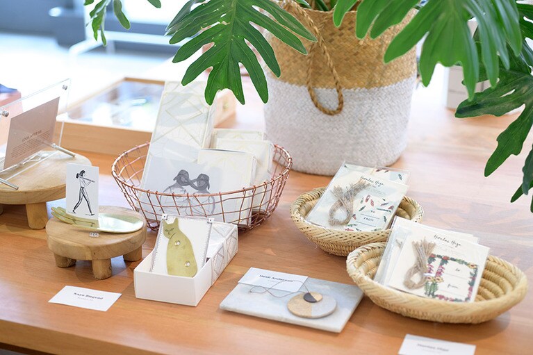 アーティストのキー・ブルグバード、ヘイディ・アンダーソンの雑貨。