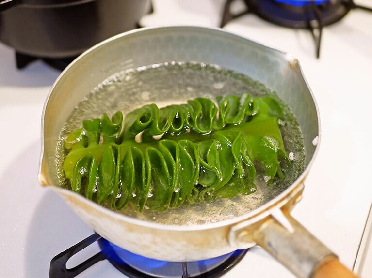 ひだの柔らかい部分を使用。