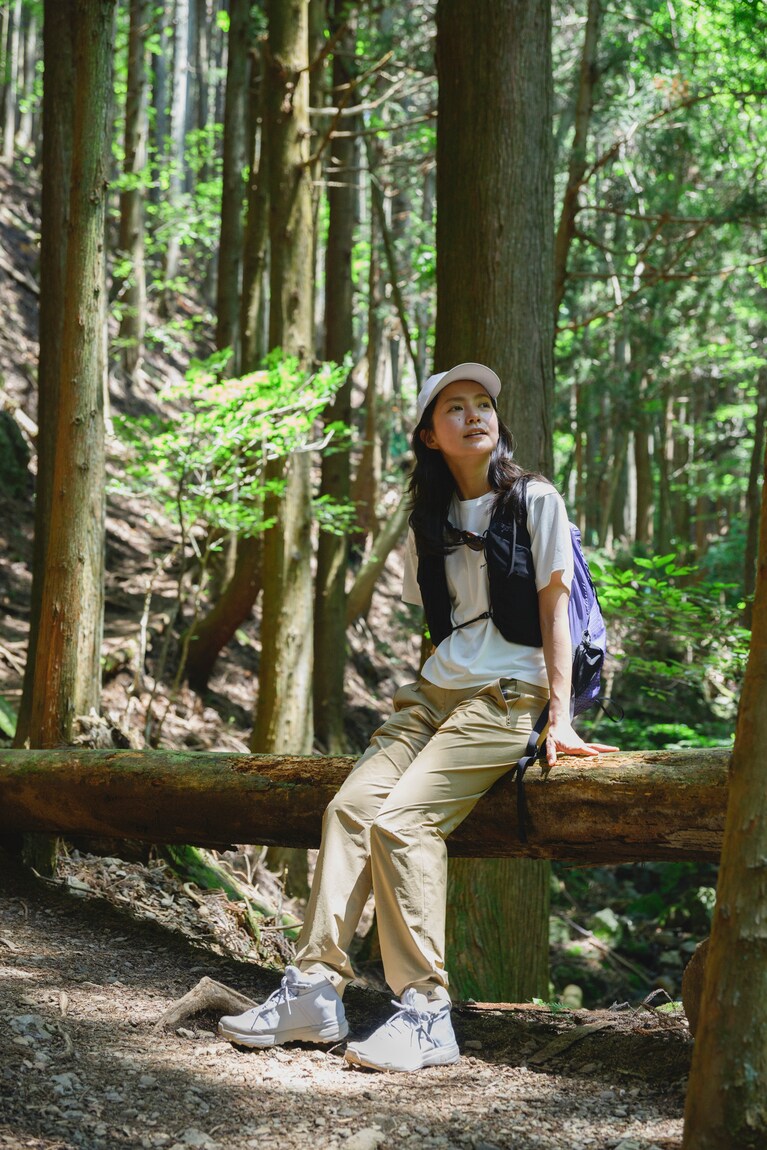 オールシーズン、雨天時でも安心の「コペック MID ゴアテックス ウィメンズ」はハイクの頼もしいパートナー。