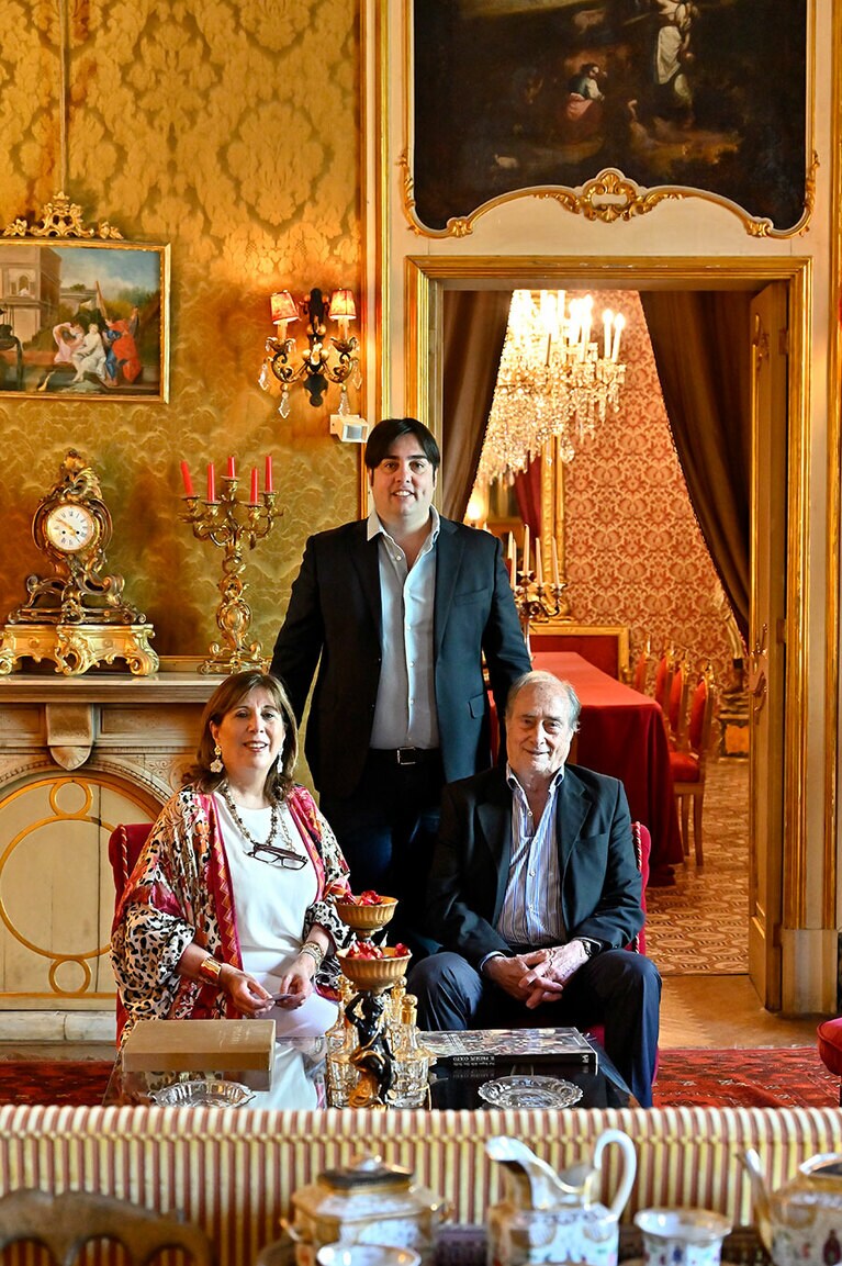 歴史遺産を守り続けるアローネ男爵家。