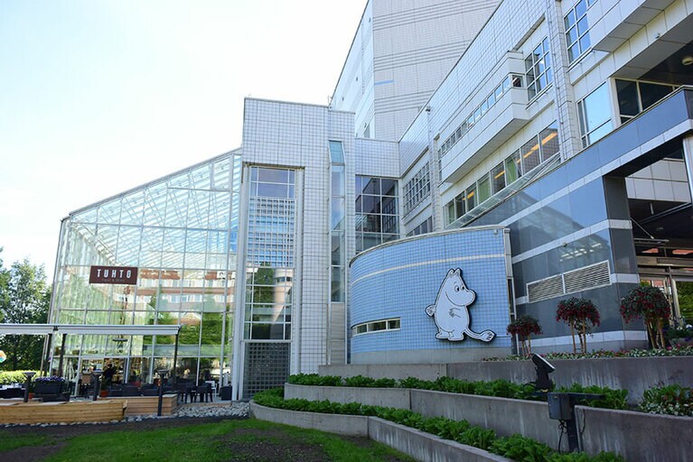 2泊3日でタンペレにあるムーミン美術館へ訪れるのも一案。エストニアなど魅力的な旅行パッケージをラインナップ。