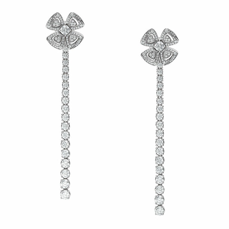 イヤリング WG×DIA 3,289,000円。