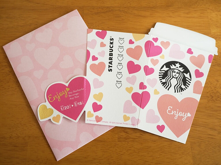 全面にハートがあしらわれてラブリー！