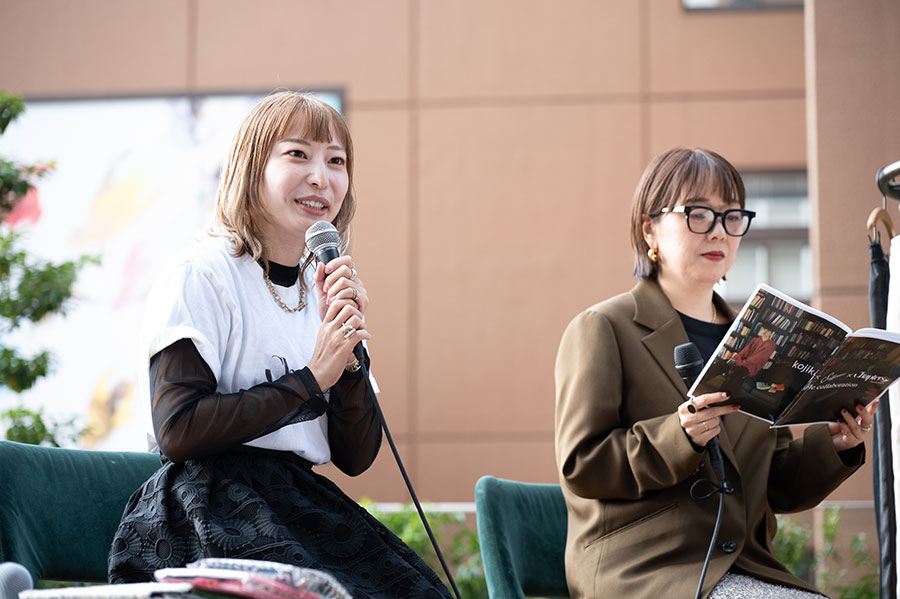 2023年11月3日（金）には読書の秋をテーマに渋谷ヒカリエでアパレルブランド「Soffitto」を展開する株式会社メルローズとアーティストkojikojiの3社コラボのスペシャルトークイベントを開催した。