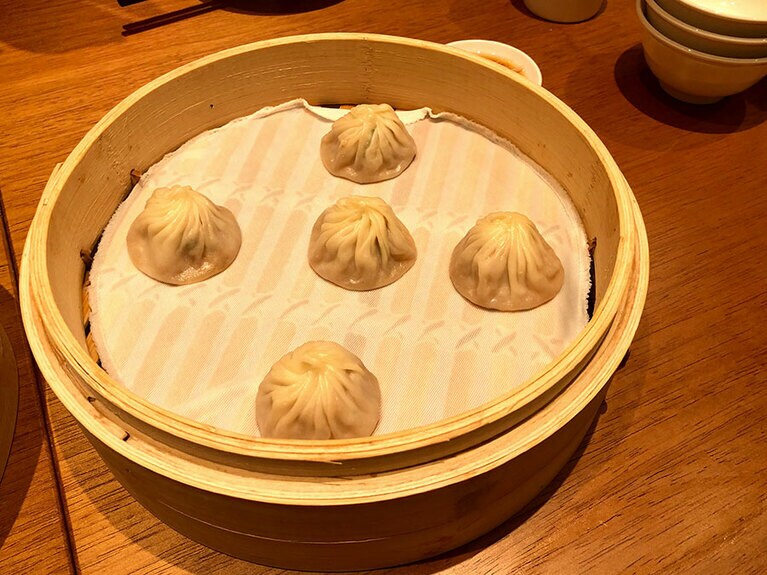 タロイモ小籠包 95元。