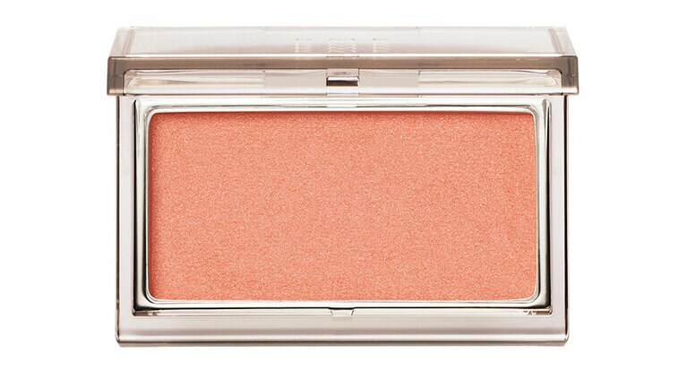 RMK ピュア コンプレクション ブラッシュ 10　3,630円。