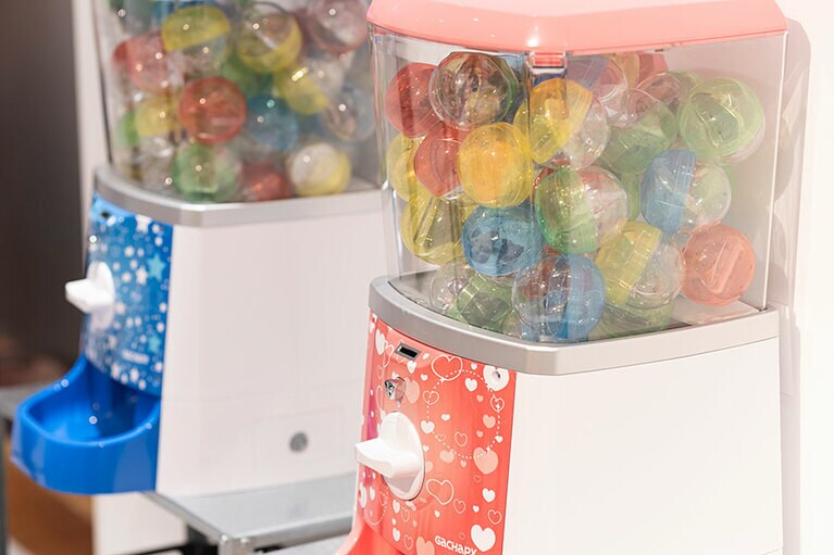 カプセルトイ。