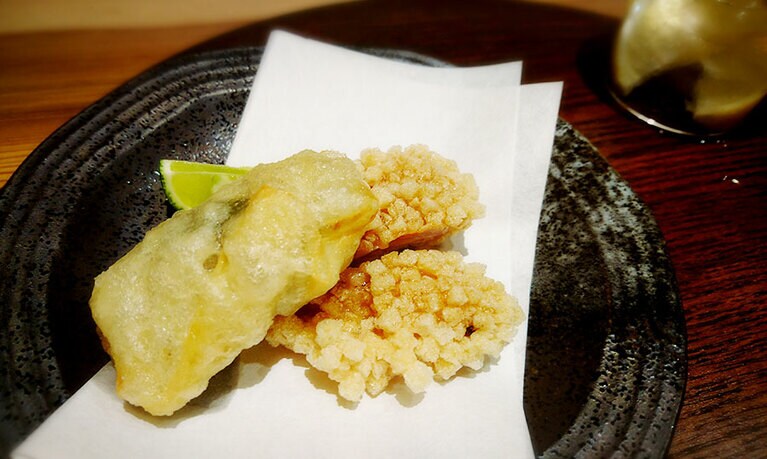 和牛しびれのあられ揚げと上ミノ梅しそ揚げ。