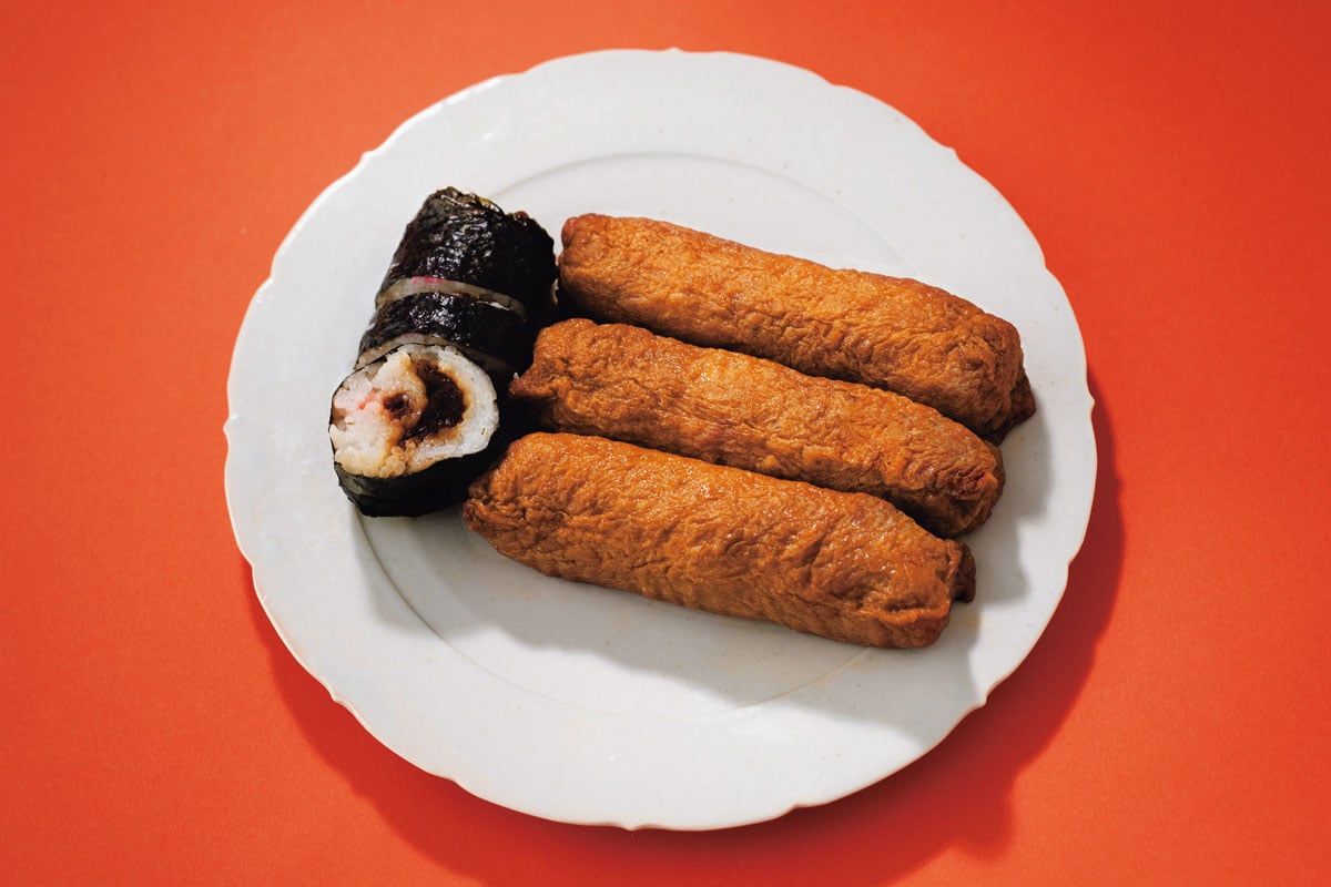 いなり寿司3個、かんぴょう巻4個入り 570円／森川寿司店