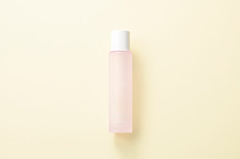 サクラ チェリー ブロッサム ヘア ミスト 30ｍL 7,040円。(2022年4月下旬発売予定)