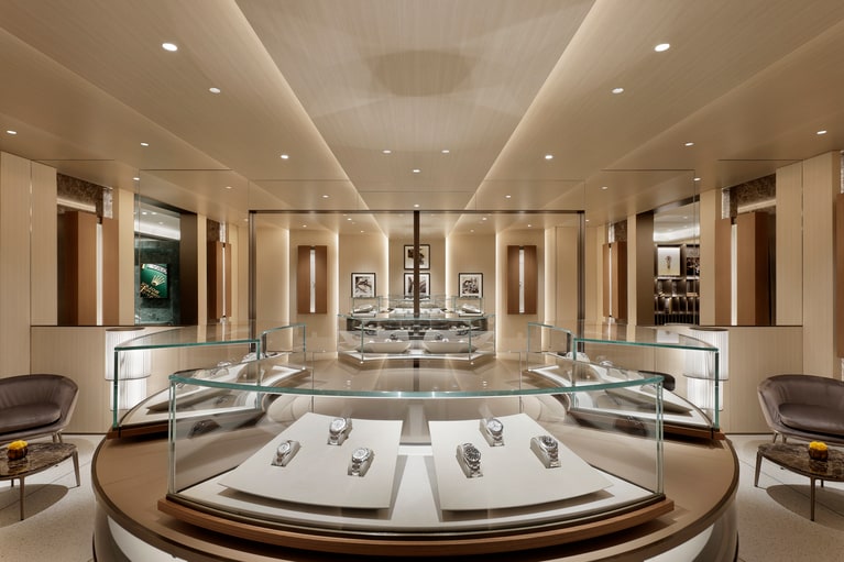 トラディショナルで落ち着いた雰囲気でありながら、開放感のある2階のRCPOフロア。